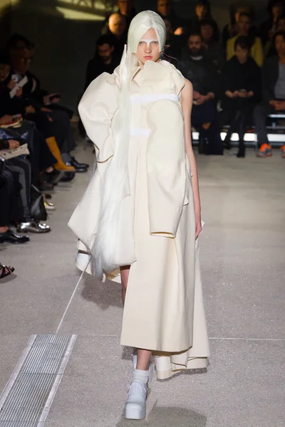 Look 33